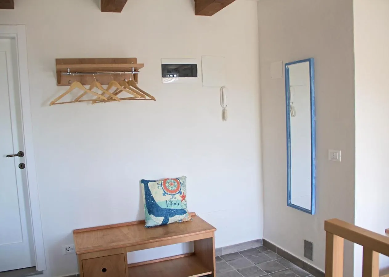 La Terrazza Con L'Ulivo - Guesthouse Con Terrazza E Vista Sul Golfo Dei Poeti La Spezia